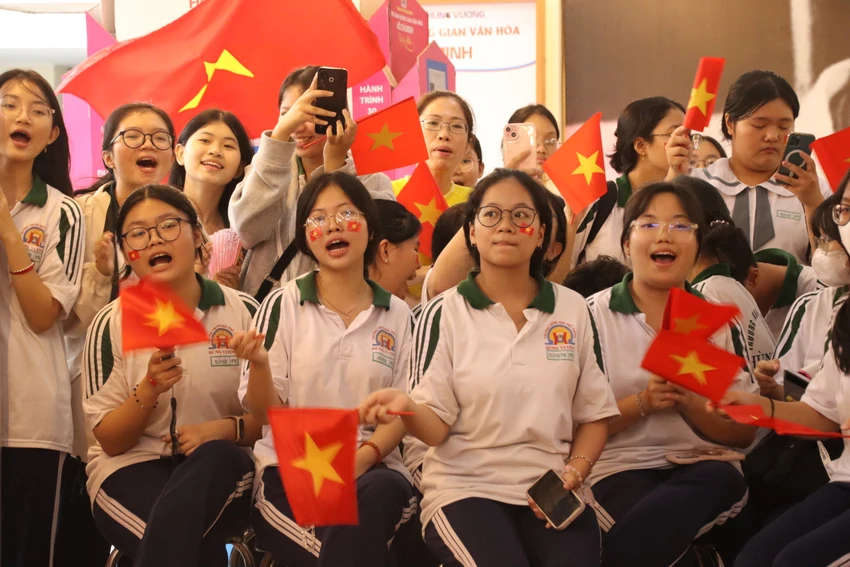 truong-thpt-hung-vuong9.JPG