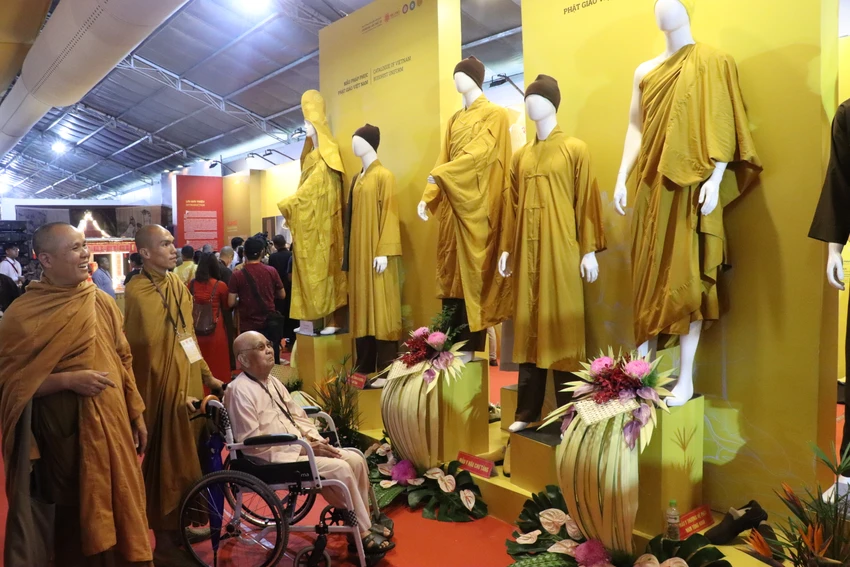 dai-le-vesak-2025-14.JPG