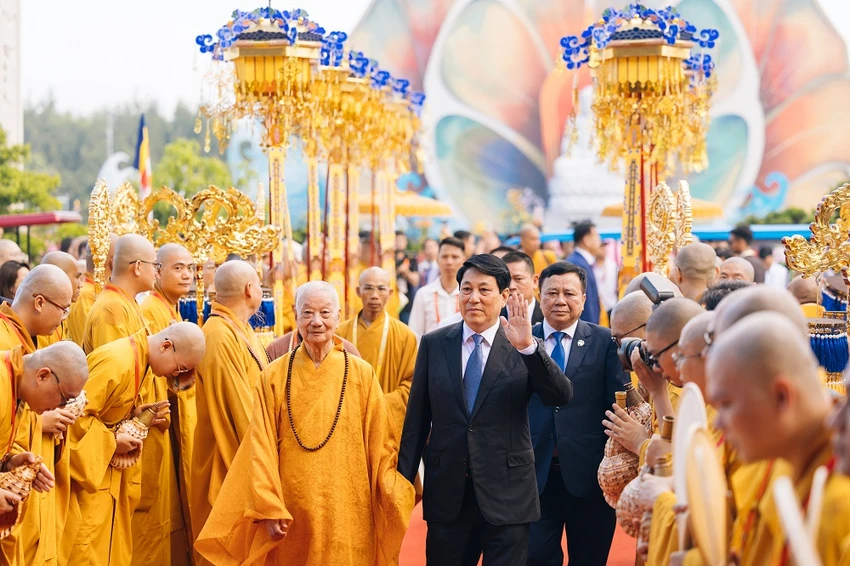 chu-tich-nuoc-luong-cuong2.jpg