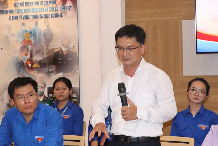viet-tiep-cau-chuyen-hoa-binh1.JPG
