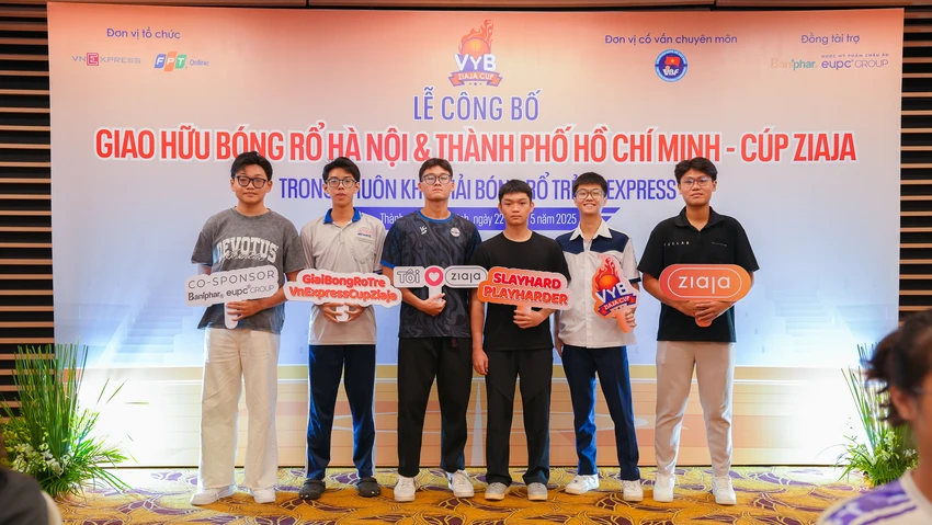 giai-giao-huu-bong-ro-ha-noi-va-tphcm1.jpg