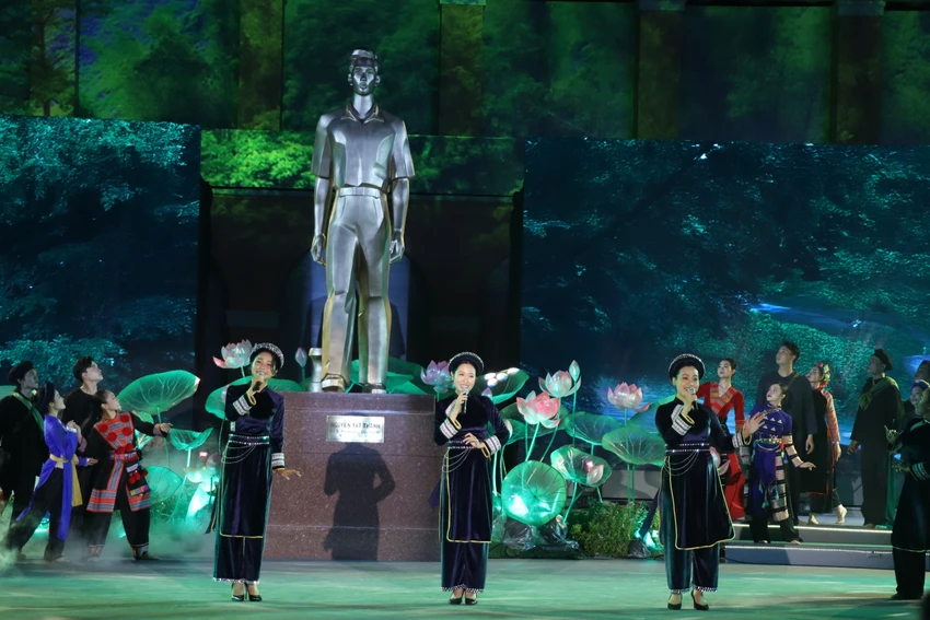 hanh-trinh-the-ky8.JPG
