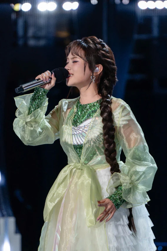 phuong-my-chi4.jpg