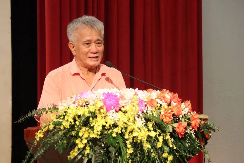van-hoc-nghe-thuat2.JPG