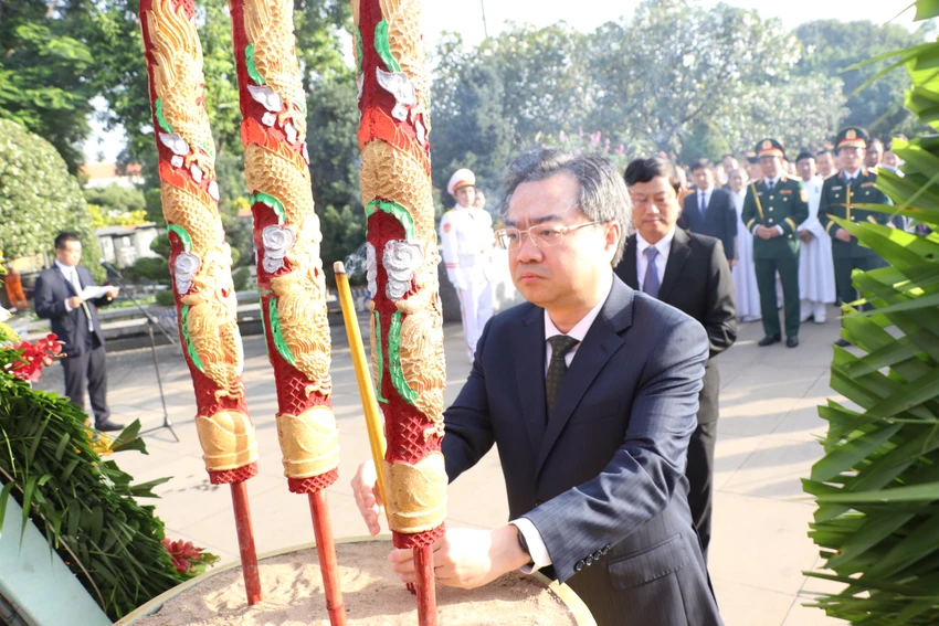 nguyen-van-linh7.JPG
