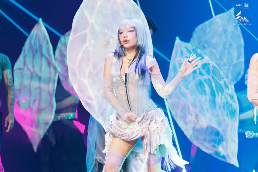 em-xinh-say-hi-vu-thao-my.JPG