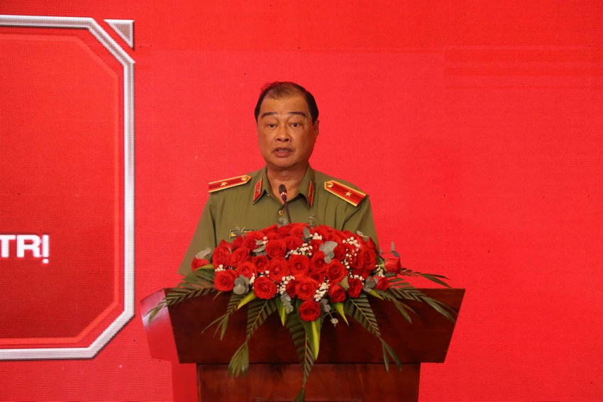 chien-si-qua-cam.JPG