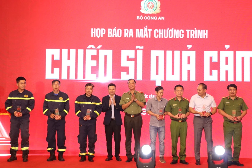 chien-si-qua-cam5.JPG