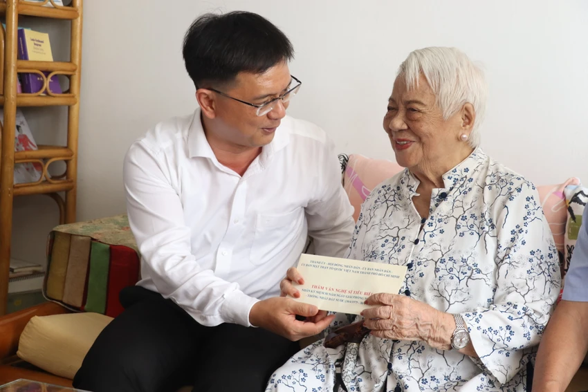 nha-van-xuan-phuong3.JPG