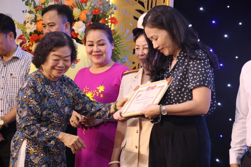 vi-hoang-sa-truong-sa-than-yeu6.JPG