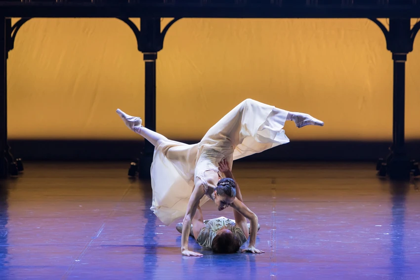 doan-ballet-duong-dai-eifman-ballet2.jpg