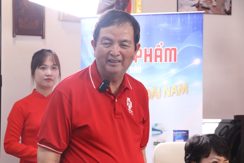 nhung-ngay-o-paris.JPG