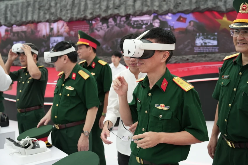 80-nam-hanh-trinh-doc-lap10.JPG