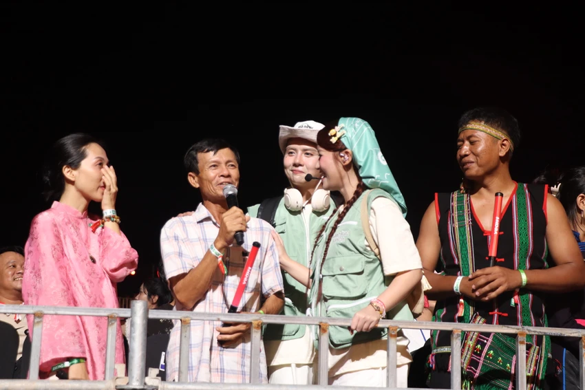 anh-trai-vuot-ngan-chong-gai11.JPG
