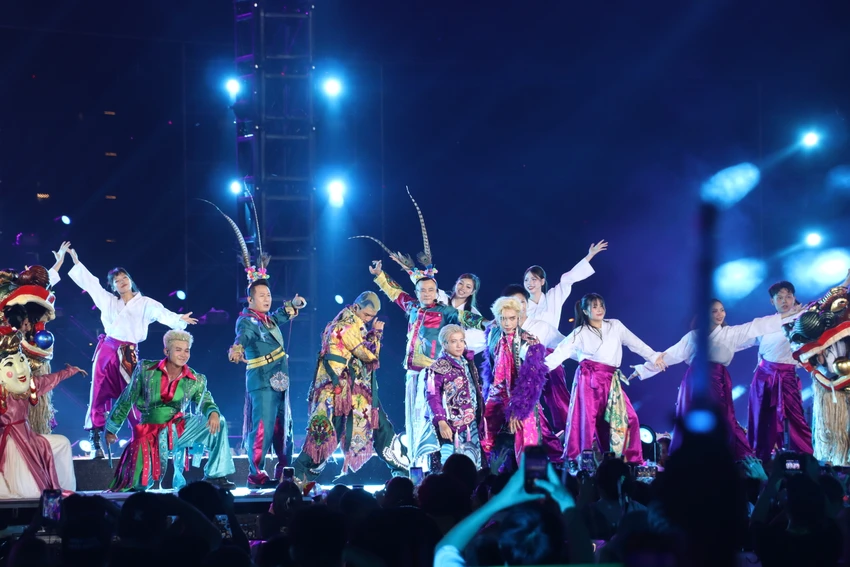 anh-trai-vuot-ngan-chong-gai23 (2).JPG