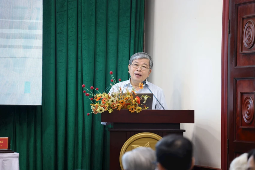 164-dong-khoi.jpg