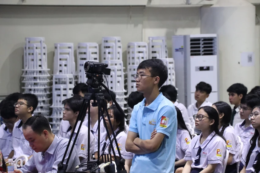 quy-hoc-bong-vu-a-dinh3.JPG