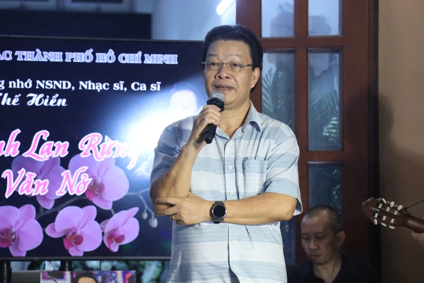 nhac-si-the-hien7.JPG