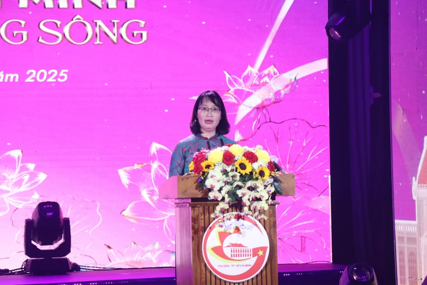 van-hoc-nghe-thuat-tp-hcm29.JPG