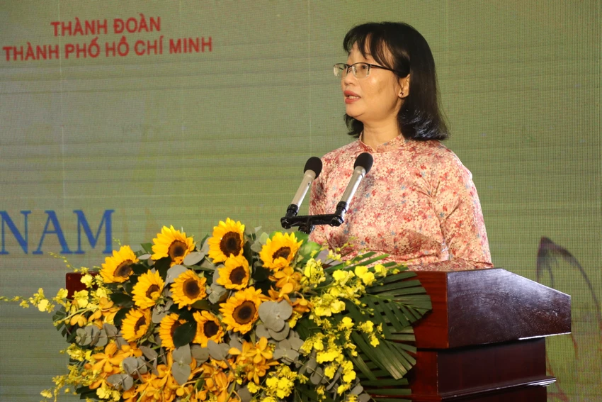 van-nghe-si.JPG