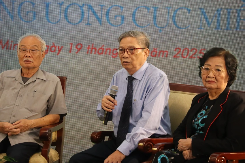 van-nghe-si3.JPG