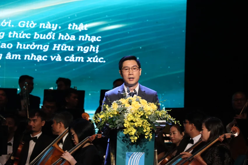hoa-nhac-giao-huong2.JPG