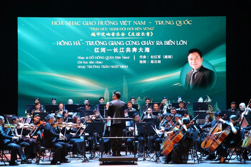 hoa-nhac-giao-huong3.JPG