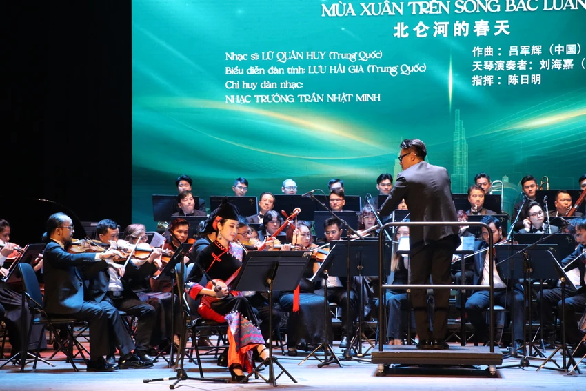 hoa-nhac-giao-huong4.JPG