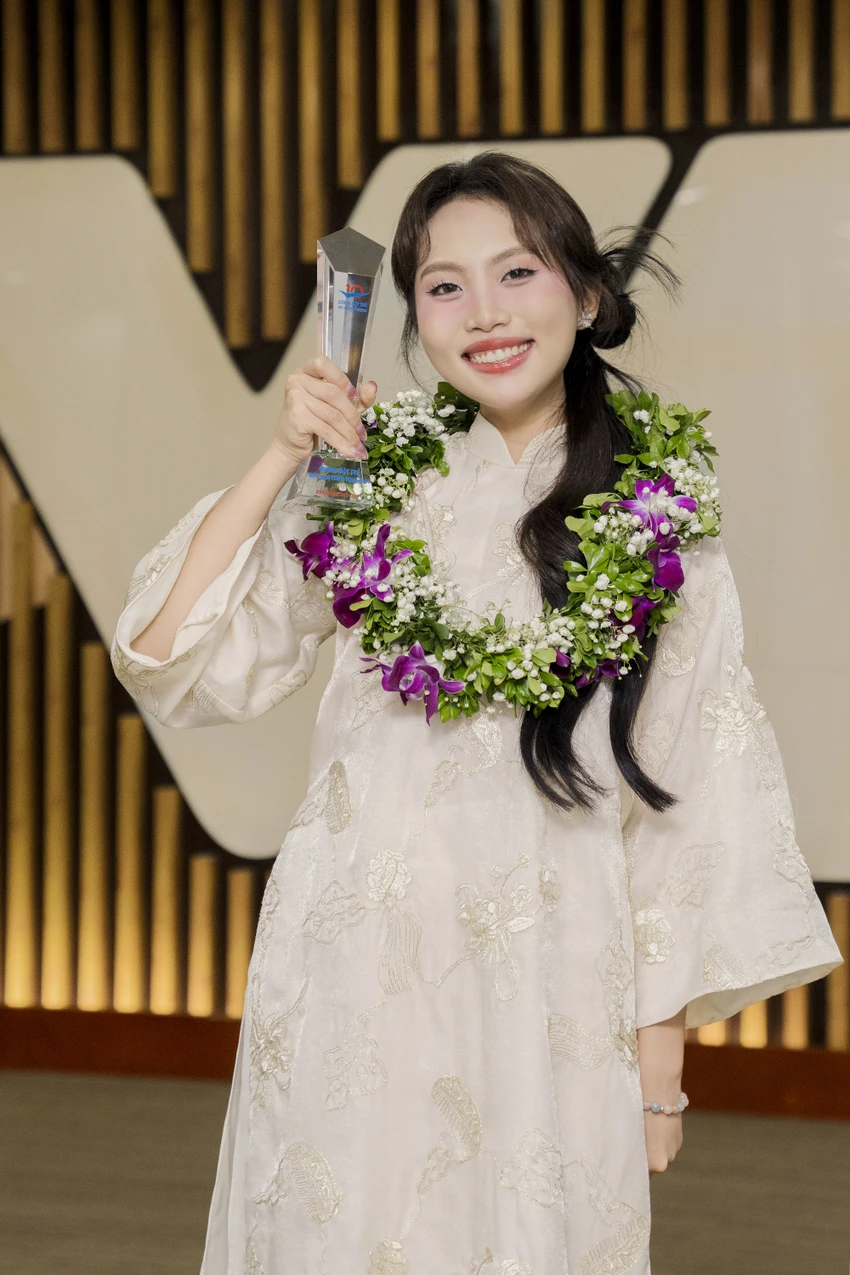 phuong-my-chi.jpeg