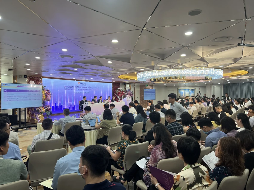 CEO TPBank trả lời về các khoản vay của TPBank dành cho Novaland và Hưng Thịnh