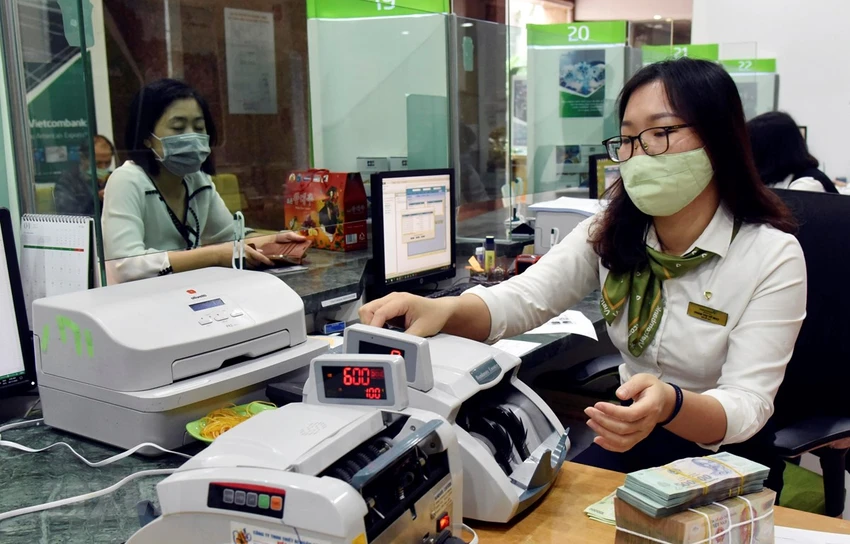 Ngân hàng có thể phải “hy sinh” một phần lợi nhuận để tăng trưởng được tín dụng