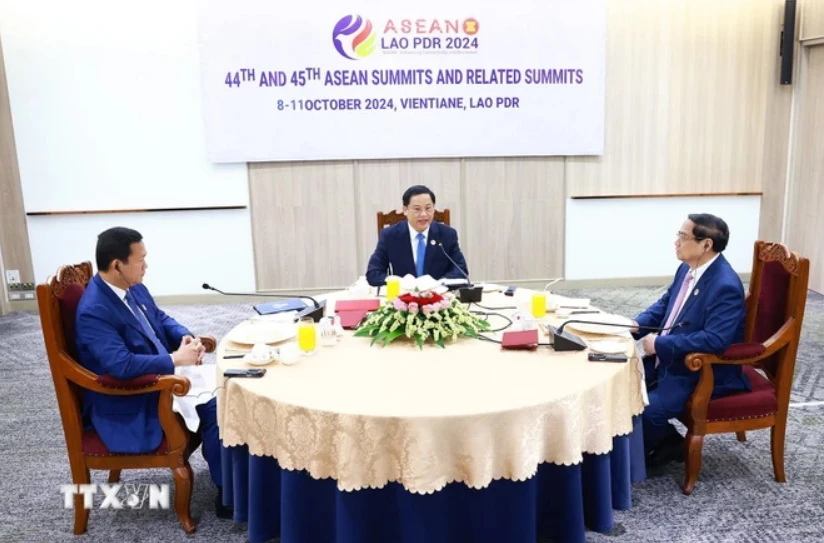 0910Lao.jpg