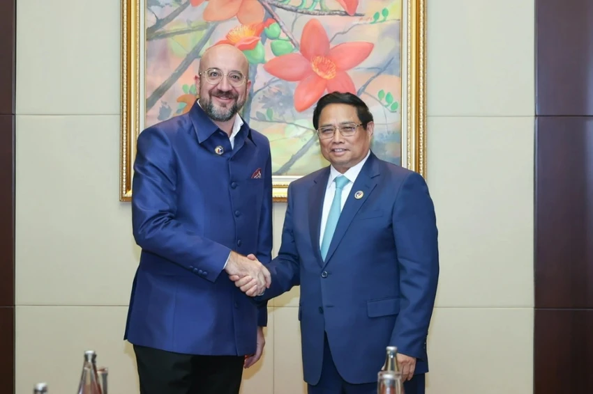 1110ThuTuong3.jpg