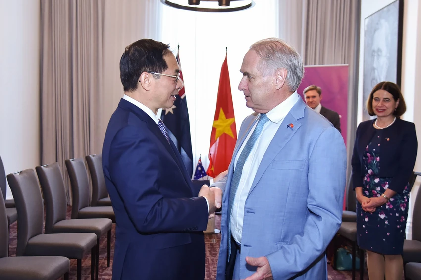 Phó Thủ tướng Chính phủ, Bộ trưởng Ngoại giao Bùi Thanh Sơn gặp Bộ trưởng Thương mại và Du lịch Australia Don Farrell