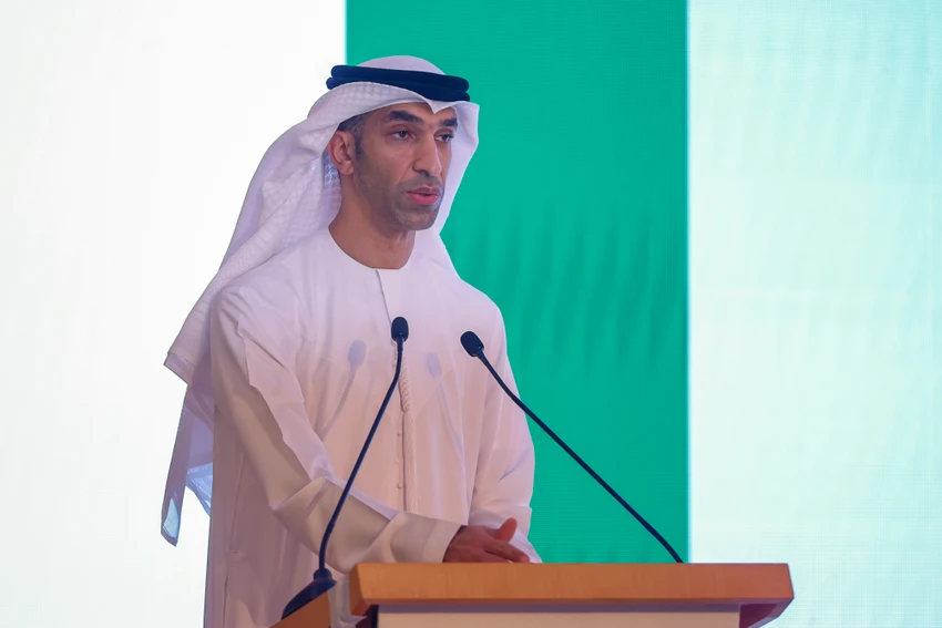 2810UAE.jpg