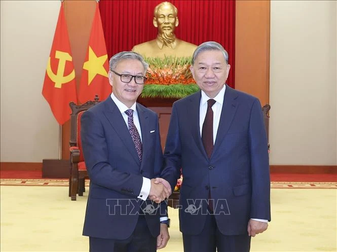 tong-bi-thu-to-lam-tiep-bo-truong-ngoai-giao-lao.jpg