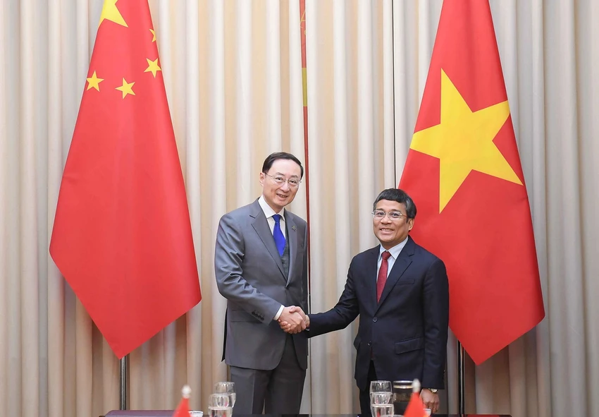Thứ trưởng Nguyễn Minh Vũ đề nghị Trung Quốc tiếp tục mở cửa thị trường cho các mặt hàng nông sản Việt Nam