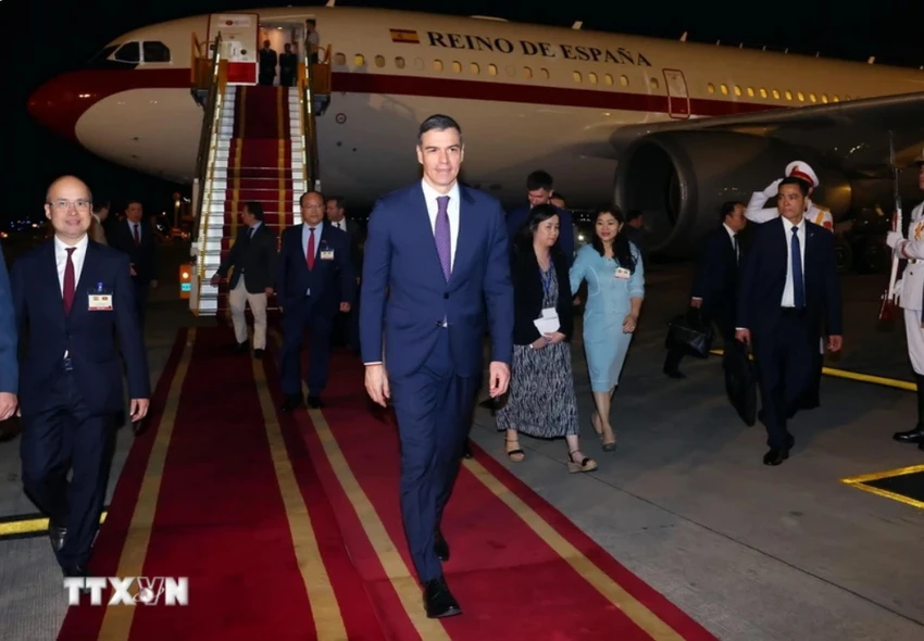 Thủ tướng Vương quốc Tây Ban Nha Pedro Sánchez bắt đầu thăm chính thức Việt Nam
