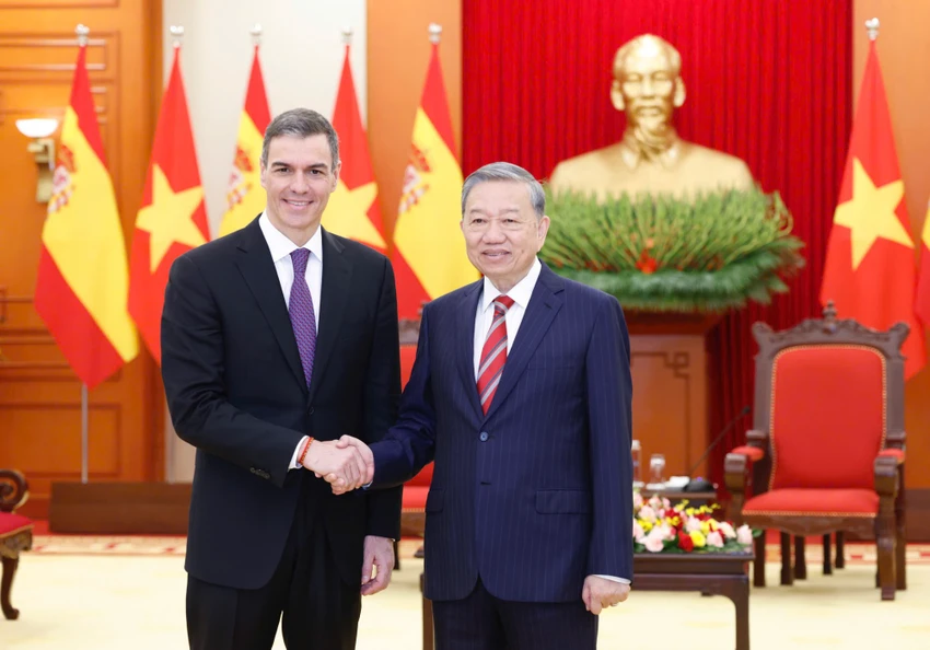 tong-bi-thu-to-lam-tiep-thu-tuong-tay-ban-nha.jpg