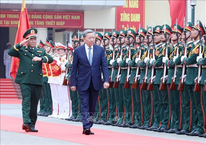 tong-bi-thu-binh-chung-tang-thiet-giap-phai-that-su-xung-dang-la-luc-luong-dot-kich-manh.jpg