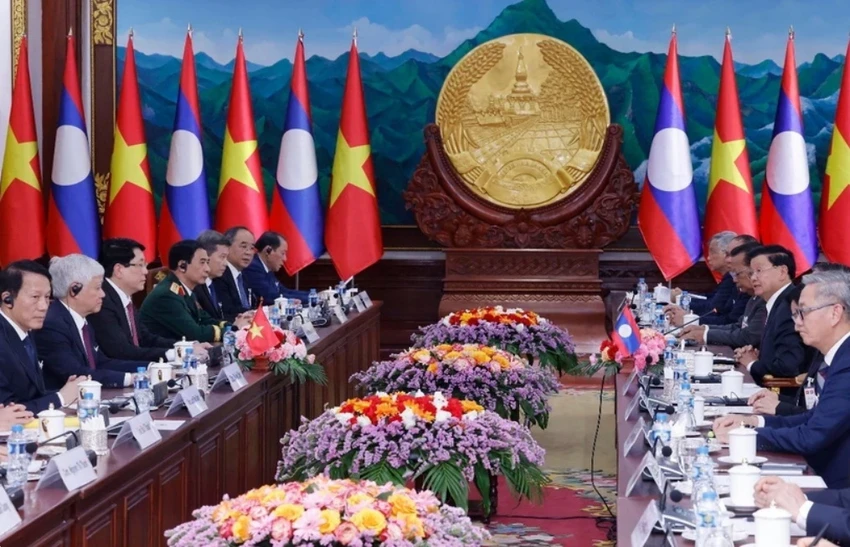 Hướng phát triển toàn diện quan hệ Việt Nam-Lào trong thời gian tới