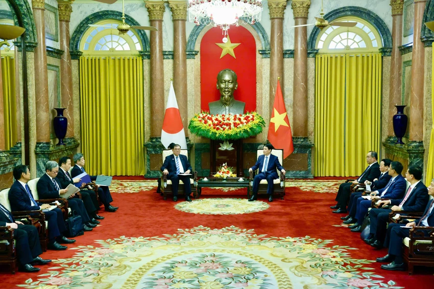 2804CTN1.jpg