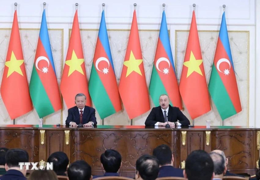 Tuyên bố chung về lập quan hệ Đối tác Chiến lược giữa Việt Nam-Azerbaijan