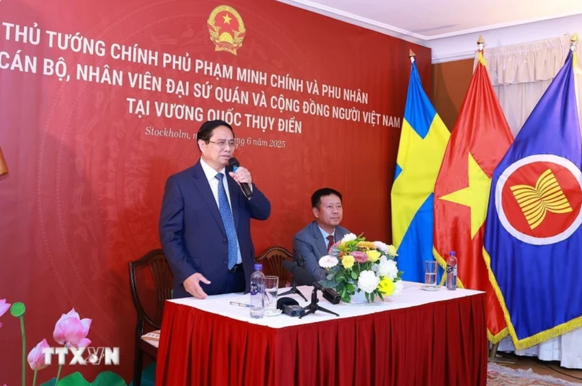 Thủ tướng Phạm Minh Chính gặp gỡ cộng đồng người Việt Nam tại Thụy Điển