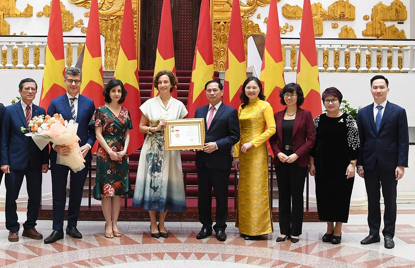 2806UNESCO2.jpg