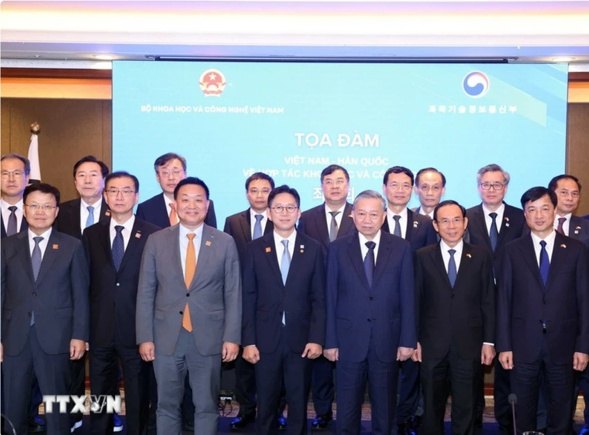 tong-bi-thu-hop-tac-khoa-hoc-cong-nghe-la-mot-tru-cot-quan-trong-nang-tam-quan-he-viet-han.jpg