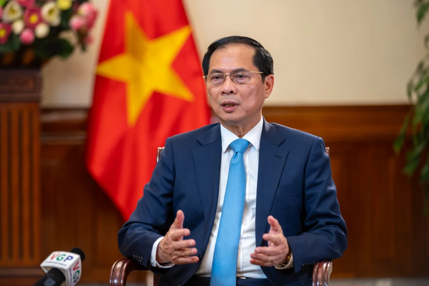 Phó Thủ tướng - Bộ trưởng Ngoại giao Bùi Thanh Sơn nói về thuận lợi, thách thức của ngoại giao Việt Nam trong bối cảnh thế giới mới