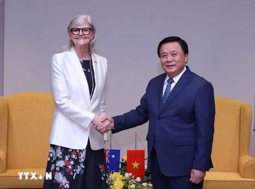 viet-nam-australia-hop-tac-ve-dao-tao-boi-duong-can-bo-va-chia-se-tri-thuc.jpg