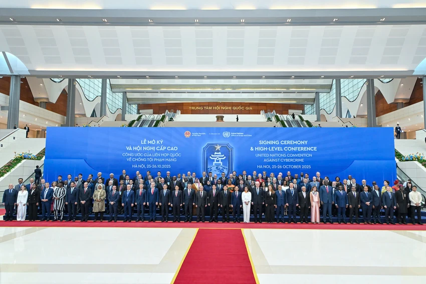 2510Toancanh.jpg