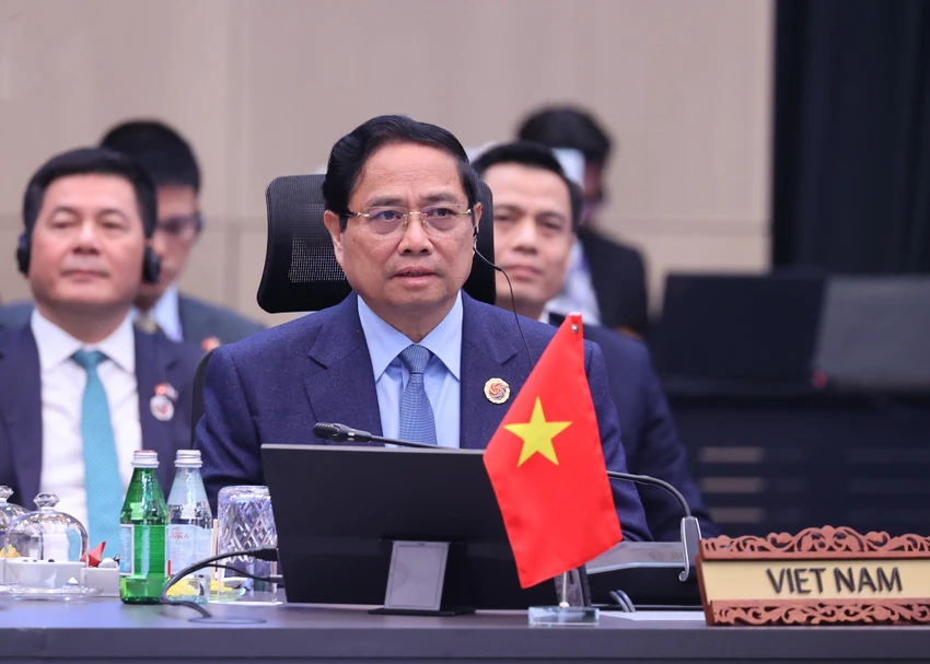 2710Thutuong.jpg